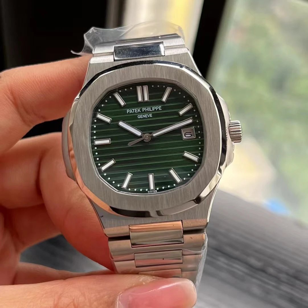 Silver Case · Green Dial Steel Band