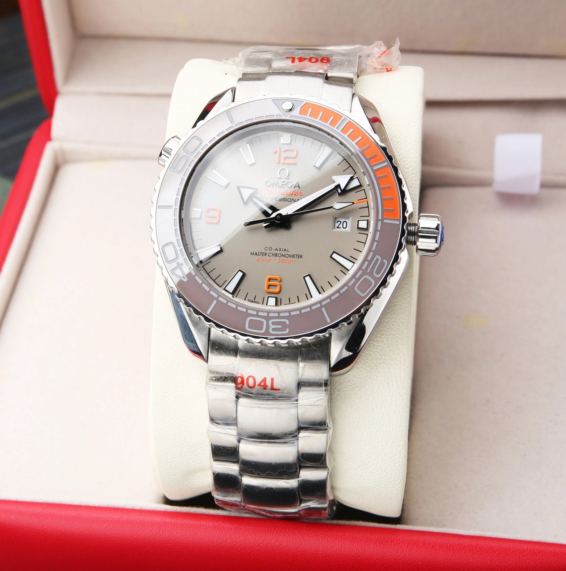 Omega Seamaster Professional Chronometer Gray and Orange Mechanical Watch Watches - 9