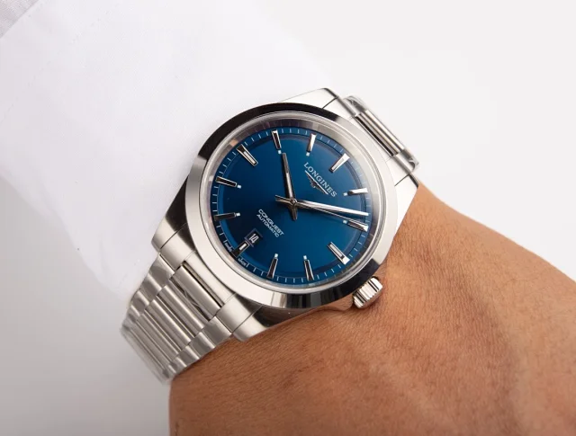 Longines Watches Conquest Automatic product detail image 3