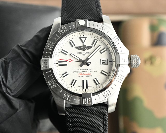 Breitling Watch: seller detail photo 4