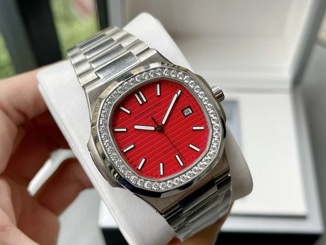 Patek Philippe Watch: seller detail photo 4