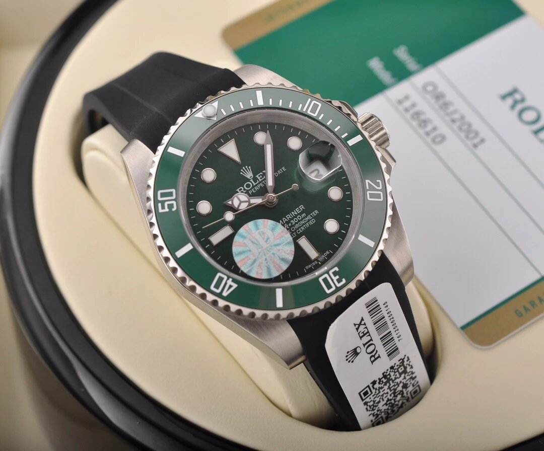 Rolex Submariner Watch Green Dial Green Bezel Black Rubber Strap