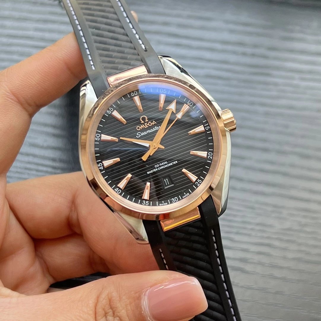 Omega Seamaster Aqua Terra 150M Co-Axial Master Chronometer 220.22.41.21.02.001