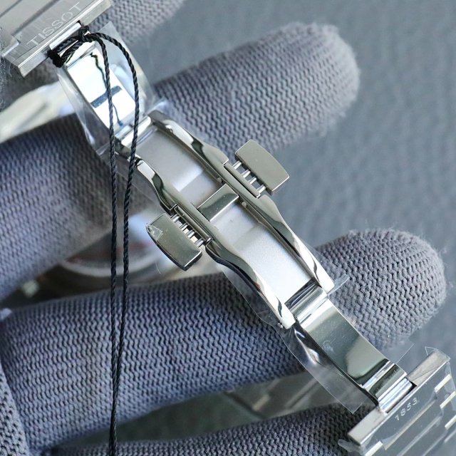 Tissot Watch: seller detail photo 13