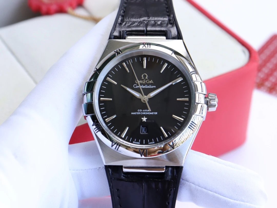 [Silver Bezel] Silver case·Black dial with black leather strap
