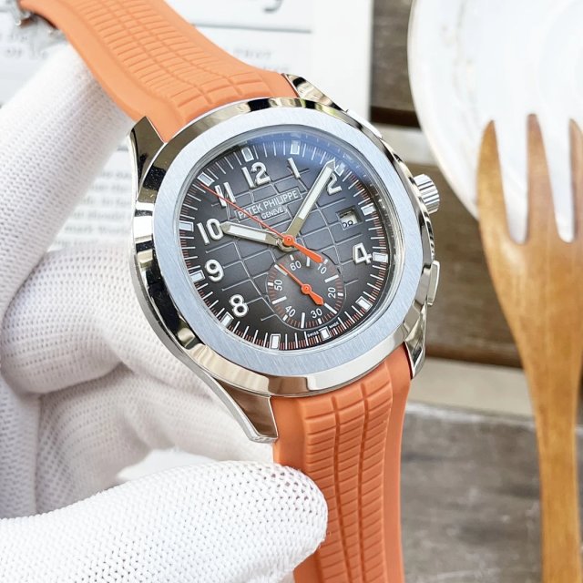 Patek Philippe Watch: seller detail photo 11