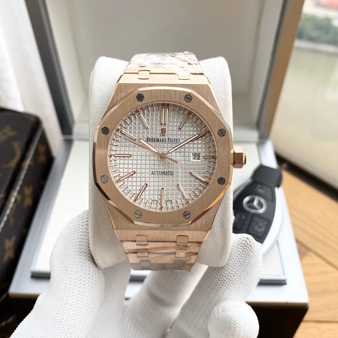 Rose Gold Case · White Dial Steel Band