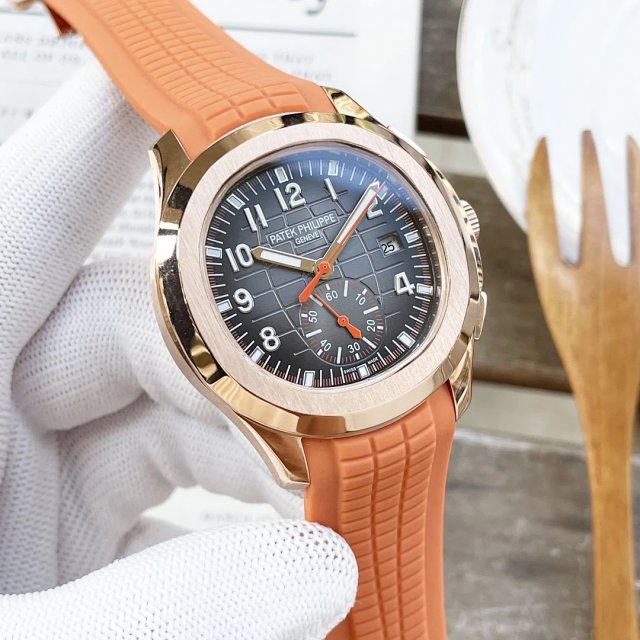 Patek Philippe Watch: seller detail photo 4