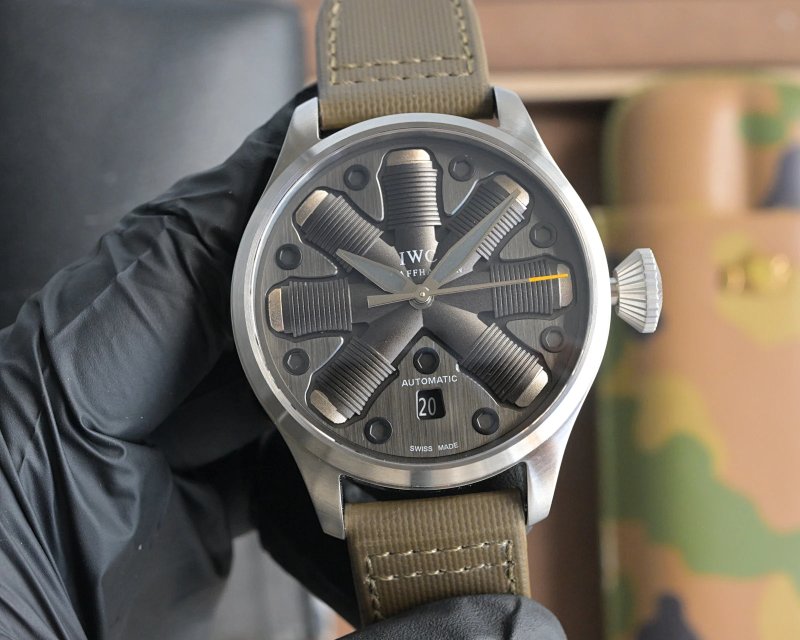 Watch from Yongwan