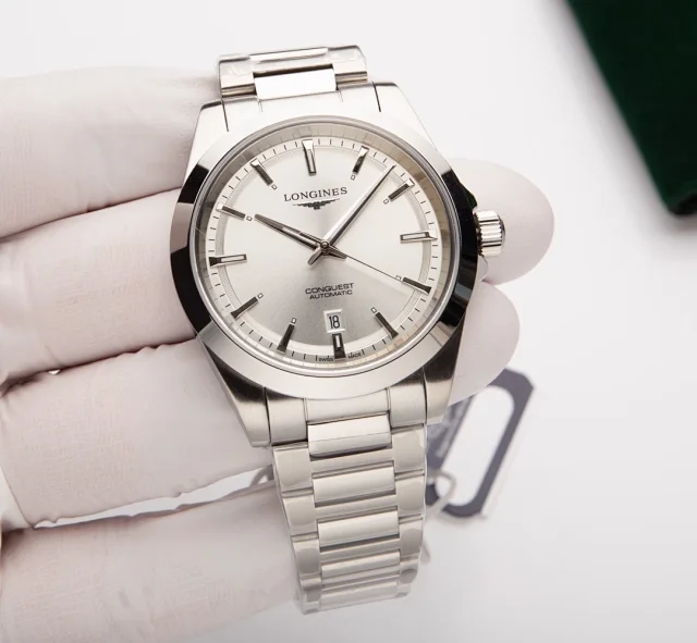 Longines Watches Conquest Automatic product detail image 7