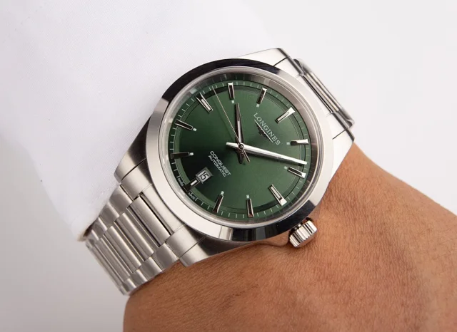 Longines Watches Conquest Automatic product detail image 4