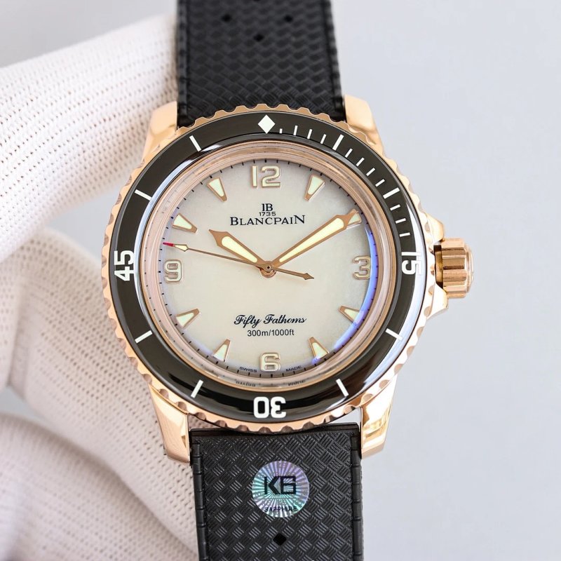 Watch from Yongwan