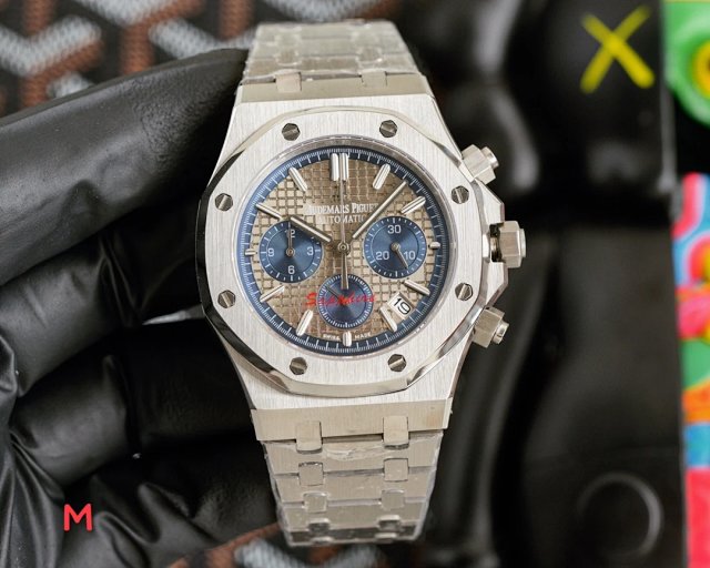 Audemars Piguet Watch: seller detail photo 3