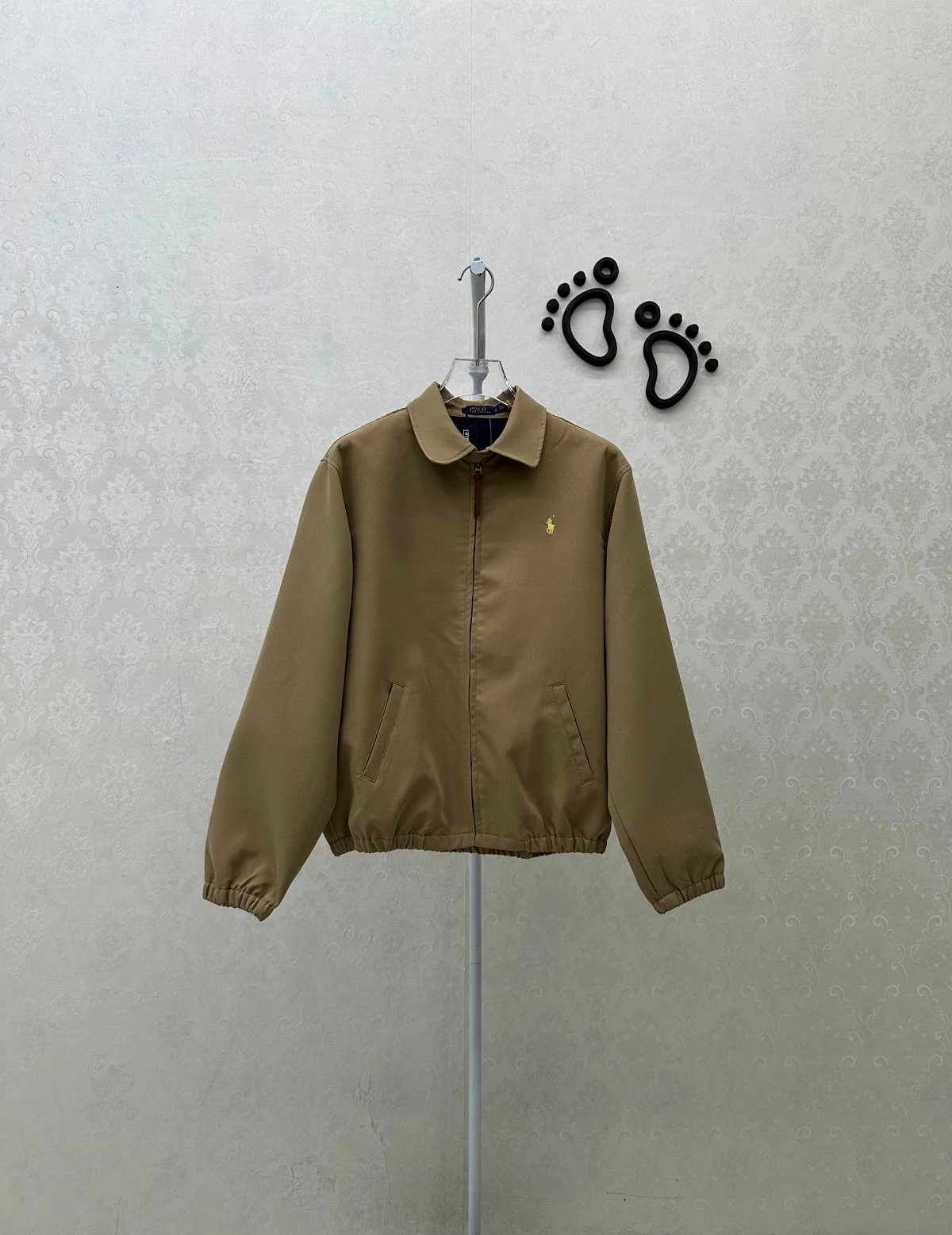 019 Lined Embroidered