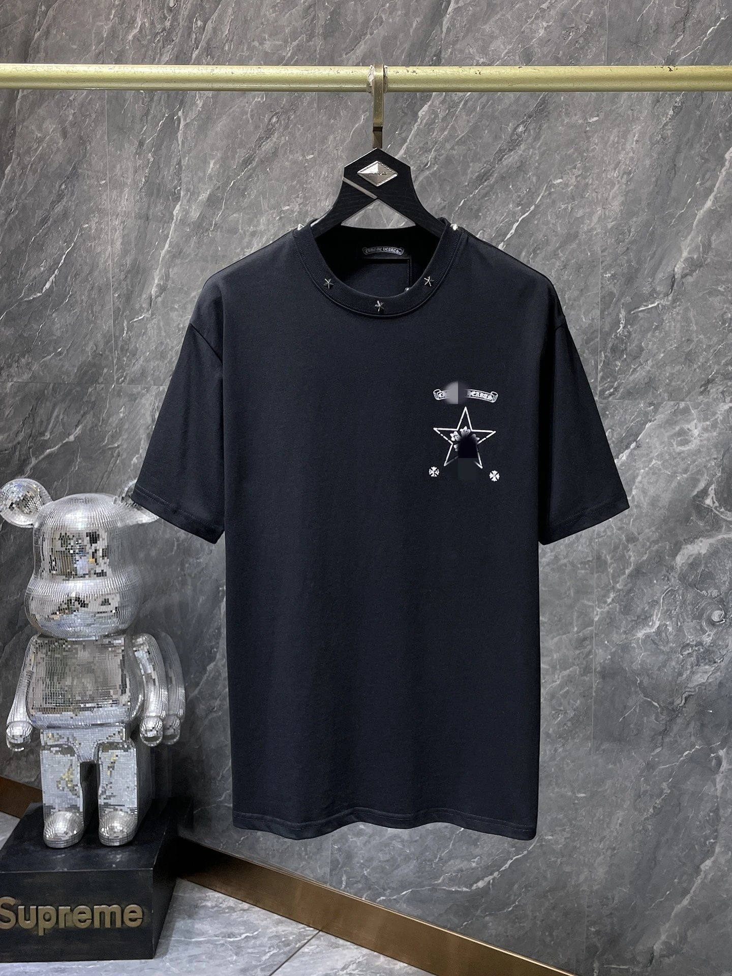 Black 8956