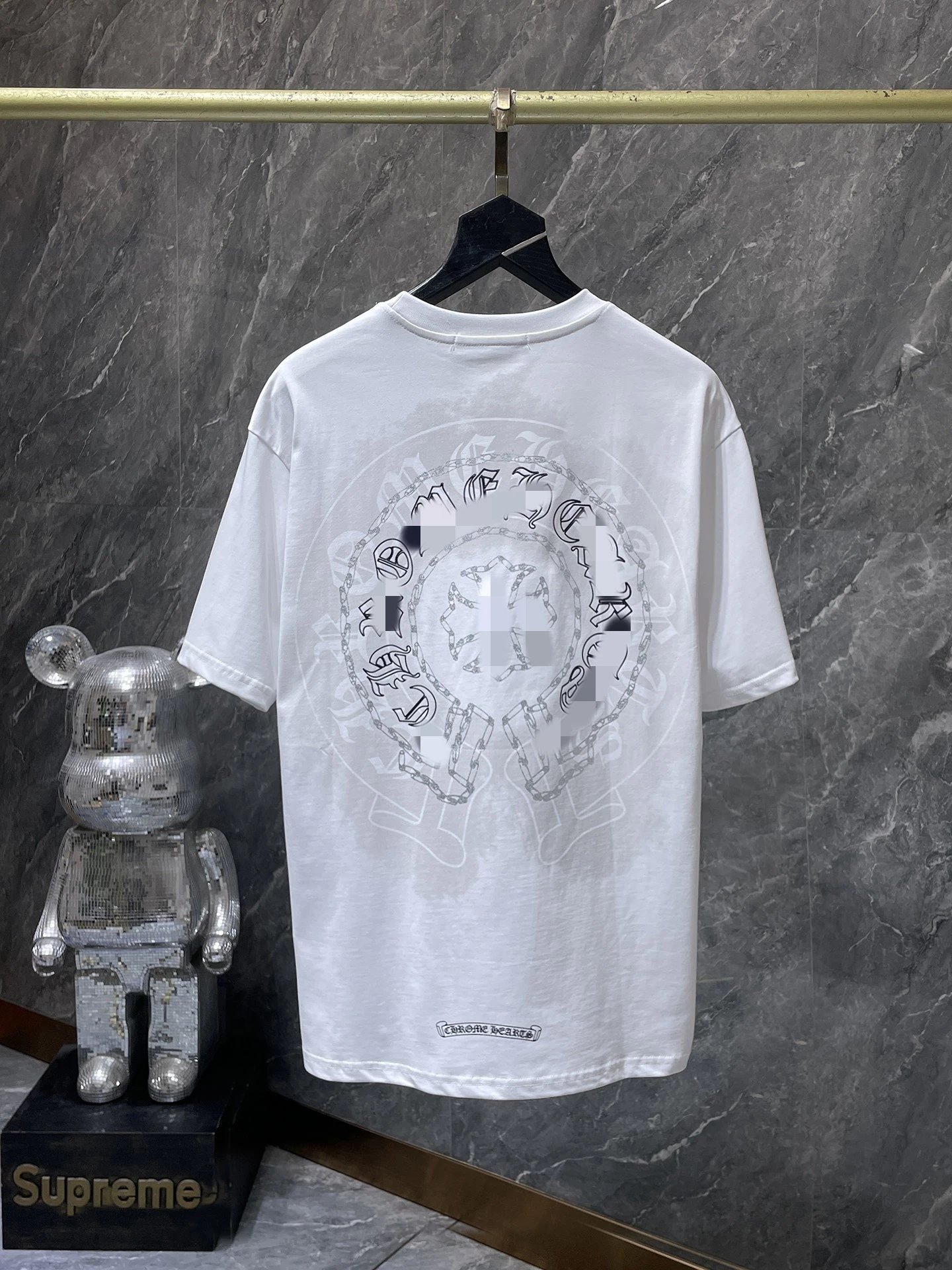 White 8969