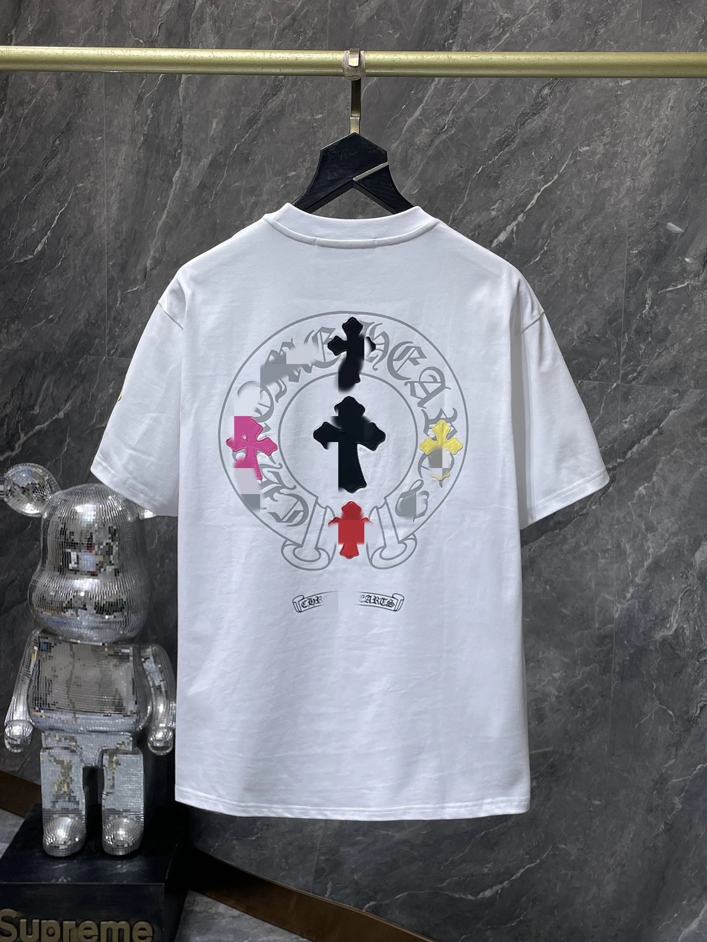 White 8923