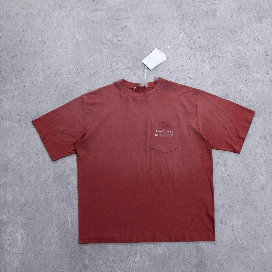 Brick red pocket