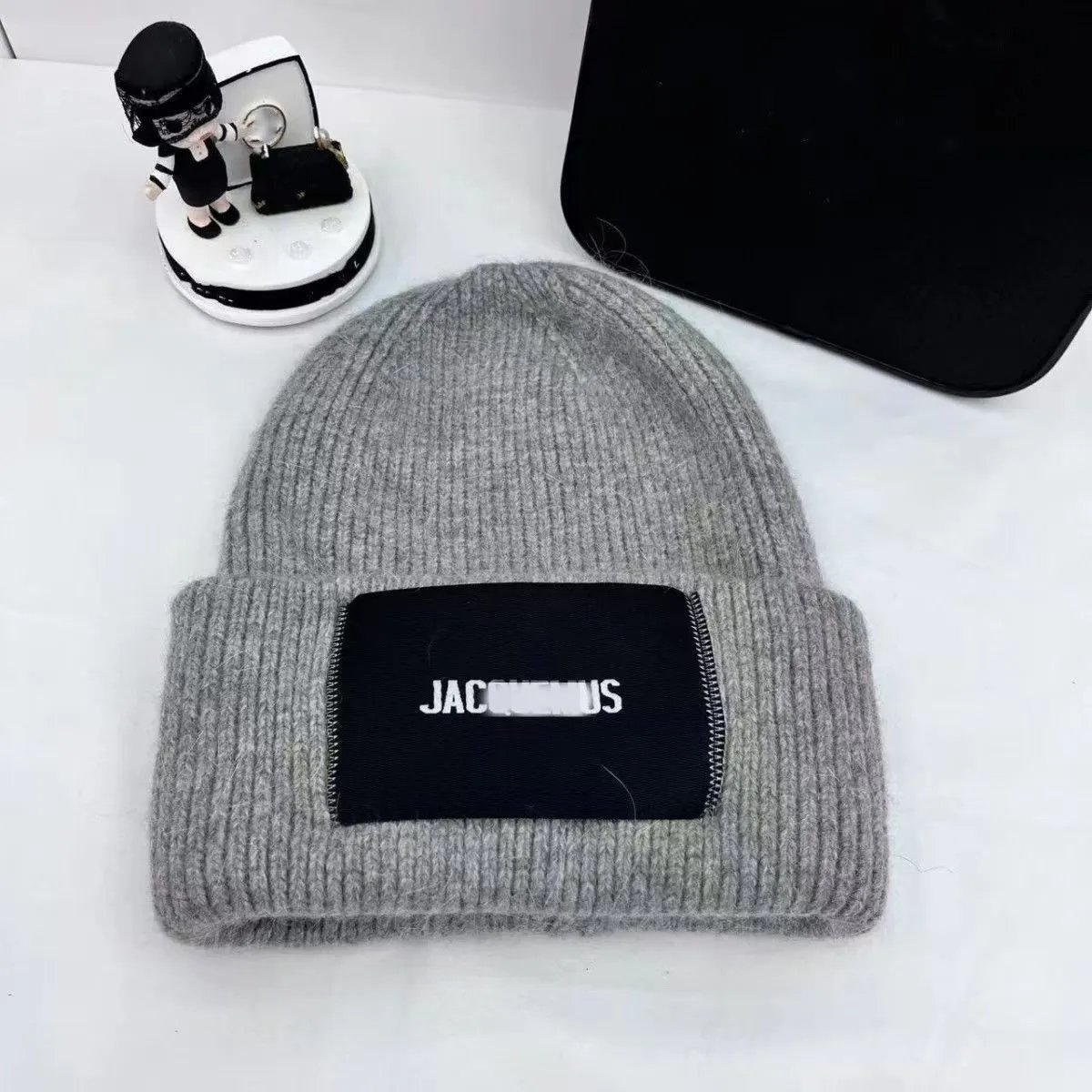Light gray hat