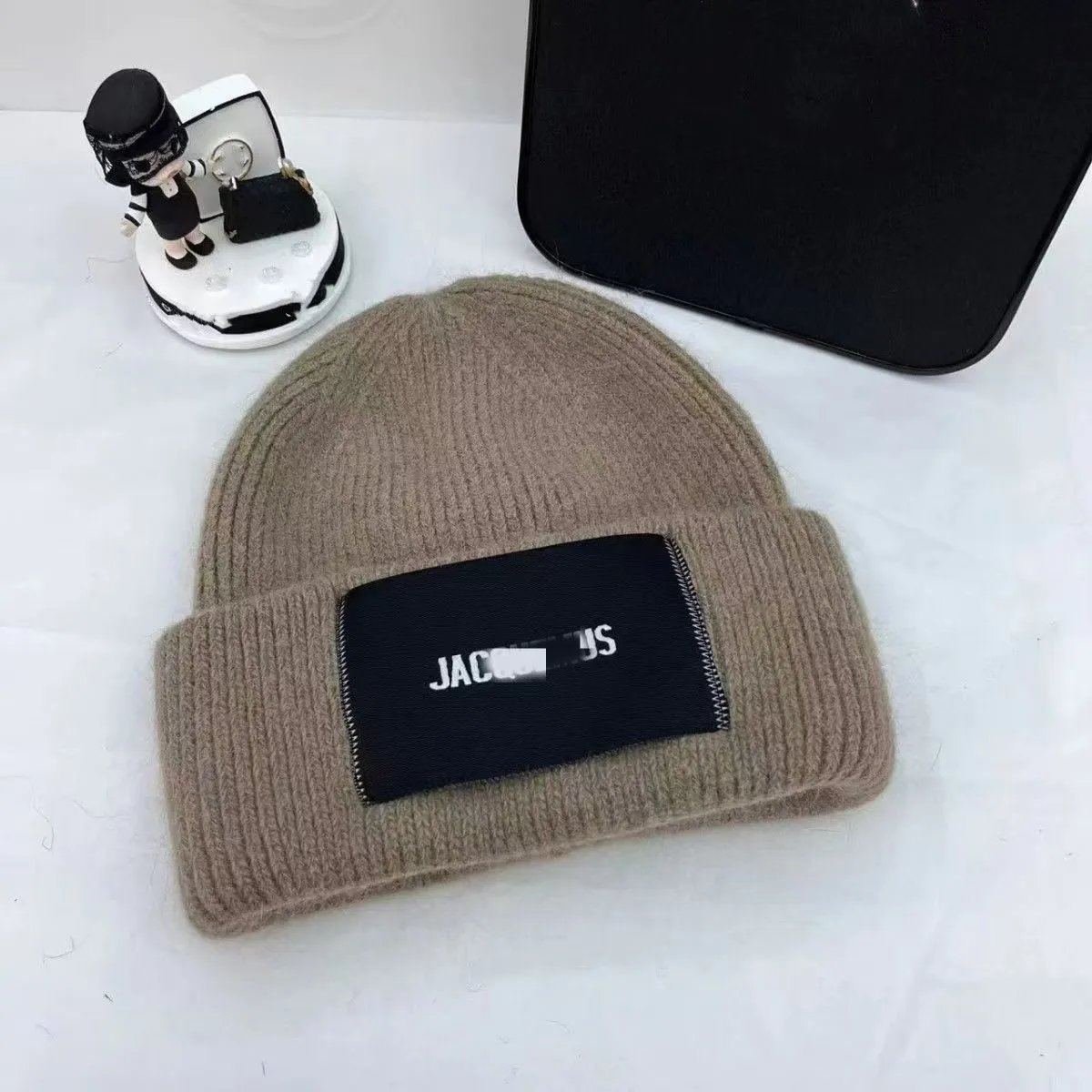 Brown hat