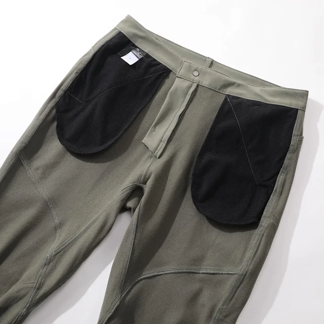 Arc'teryx Trousers GORE-TEX cargo with zippered thigh pocket product detail image 45