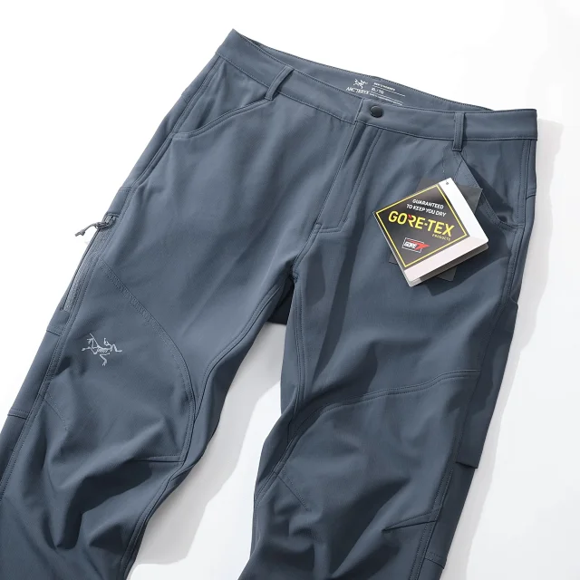 Arc'teryx Trousers GORE-TEX cargo with zippered thigh pocket product detail image 26