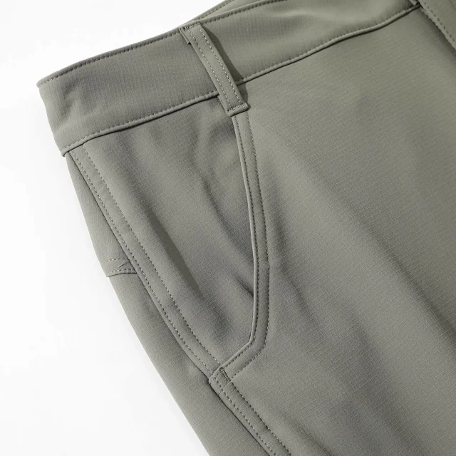 Arc'teryx Trousers GORE-TEX cargo with zippered thigh pocket product detail image 39