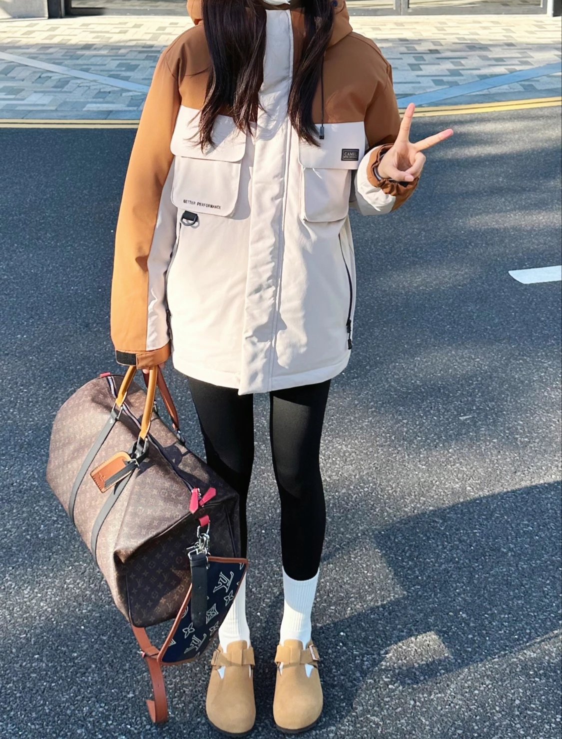 Louis Vuitton Keepall Bandoulière 50 Monogram Multicolor Duffle Bag - 17