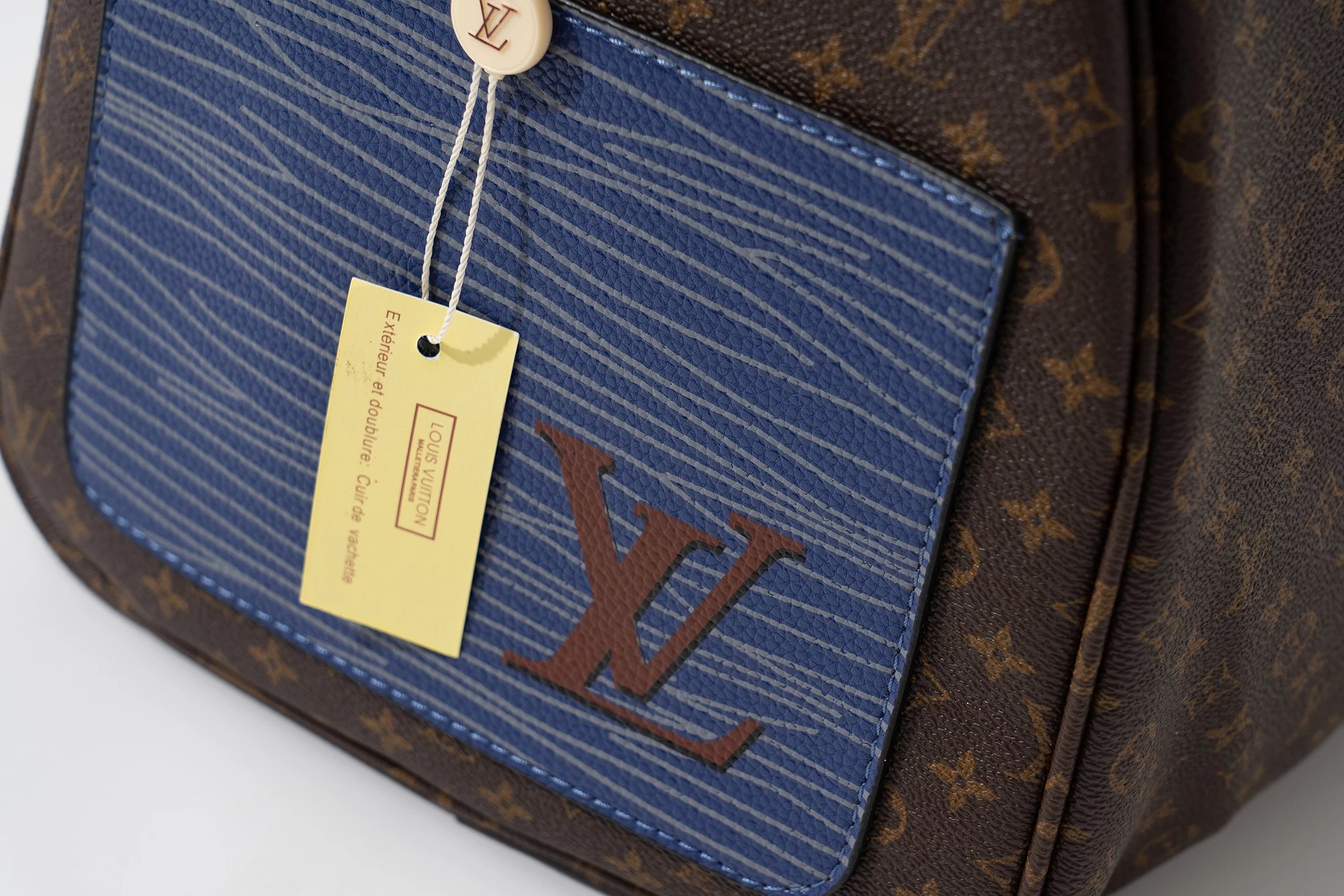 Louis Vuitton Keepall Bandoulière 50 Monogram Multicolor Duffle Bag - 11