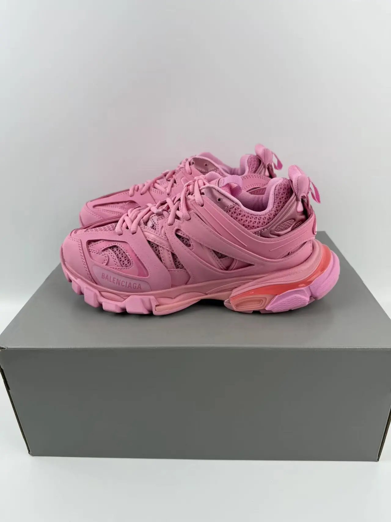 Third generation pink