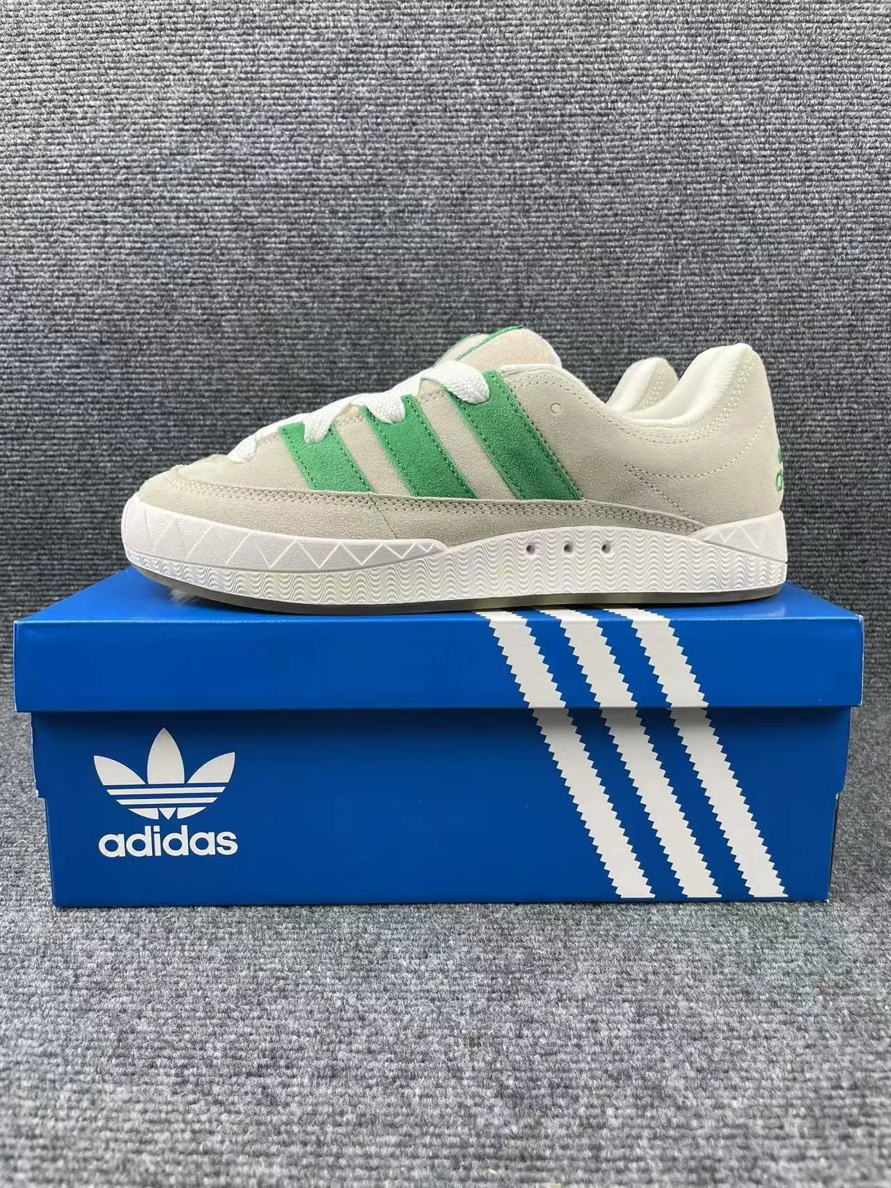 Adidas Adimatic (12 Colorways) foto 2