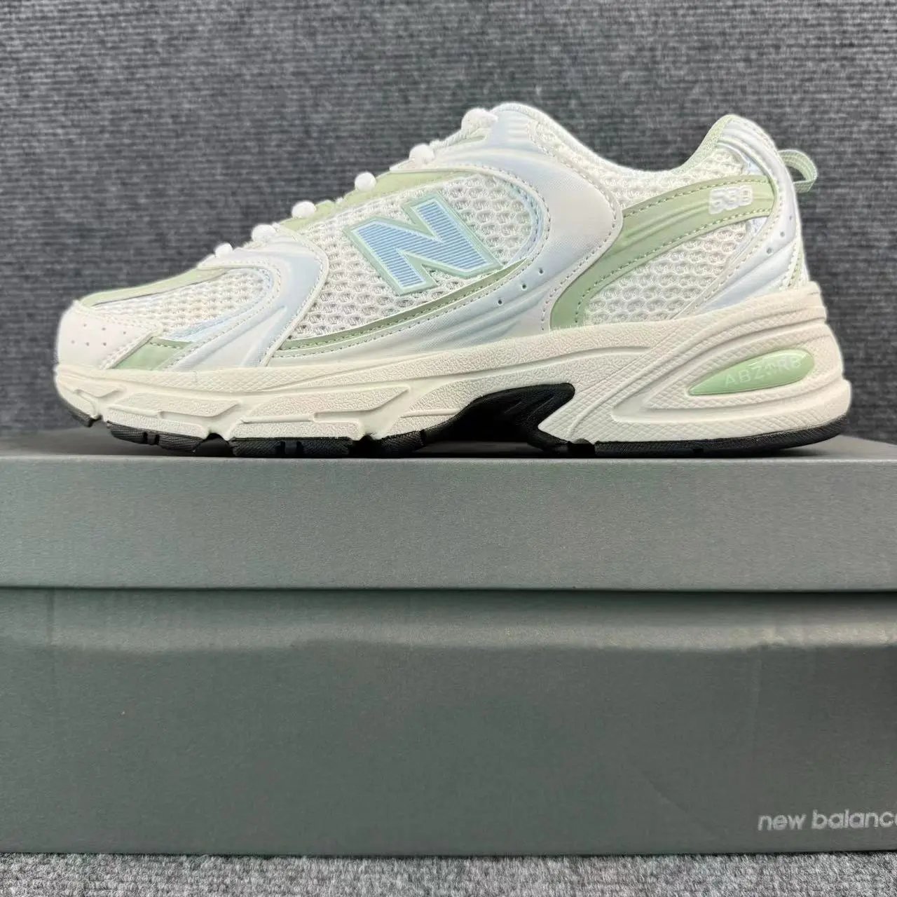 White green ZO