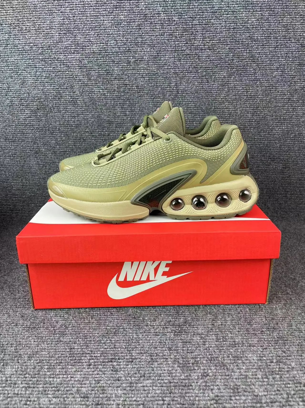 olive-green (color)