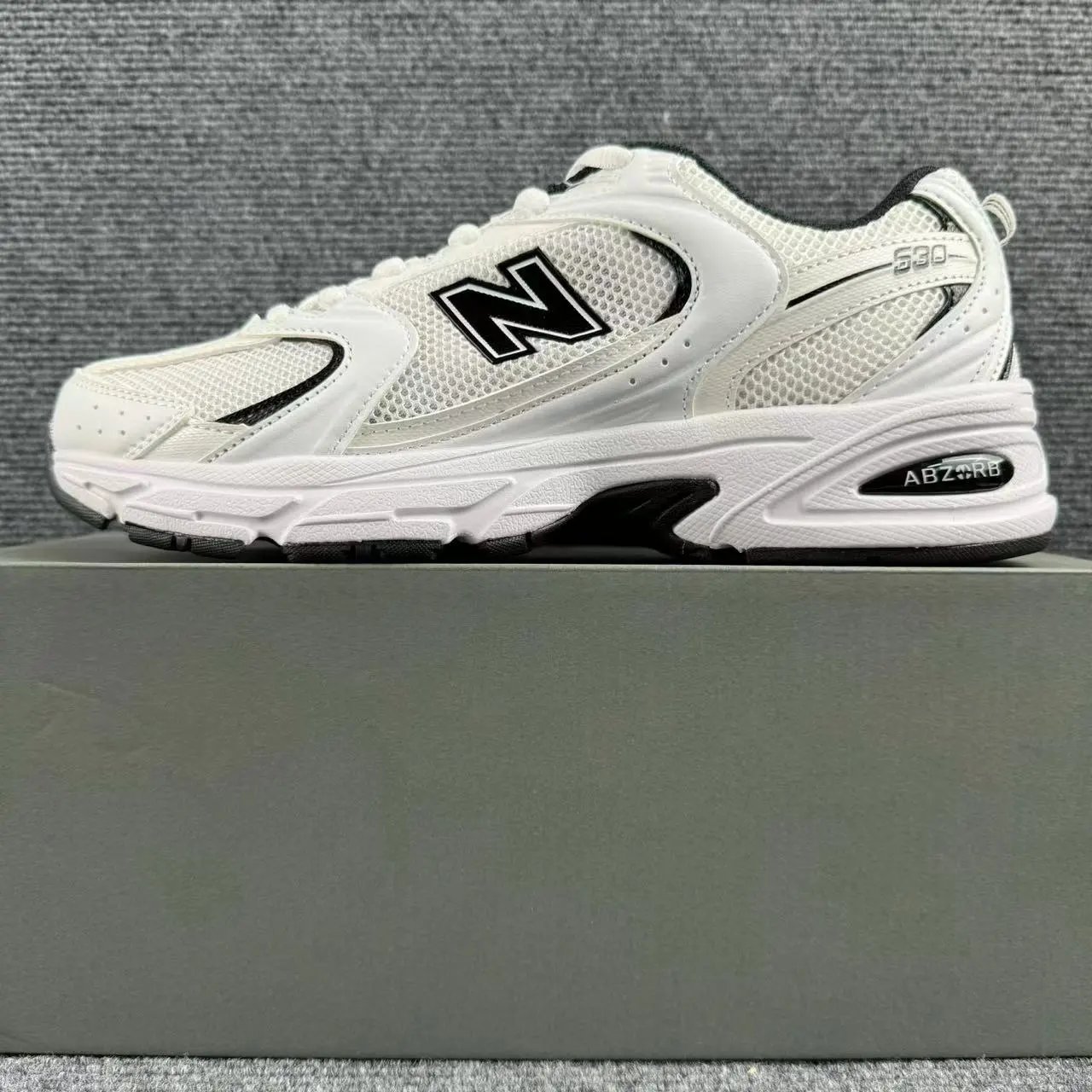 White Black EWB
