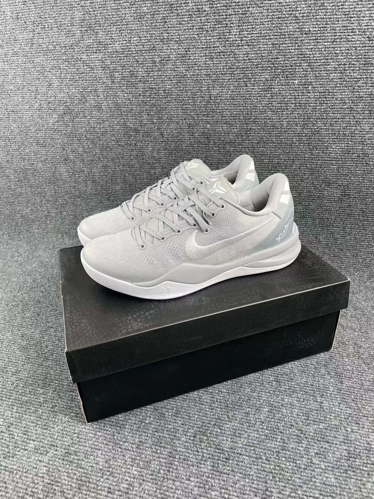 Nike Kobe 4 Proto Reverse Grinch Red foto 3