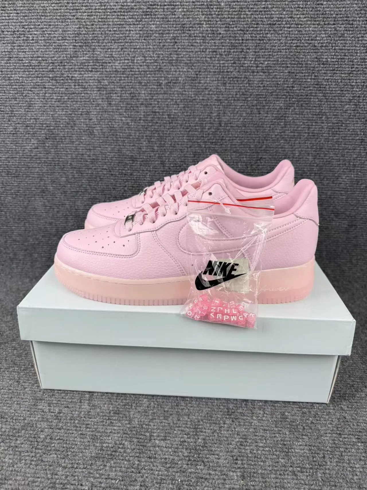 Air Force 1 (Multiple Colorways) foto 6