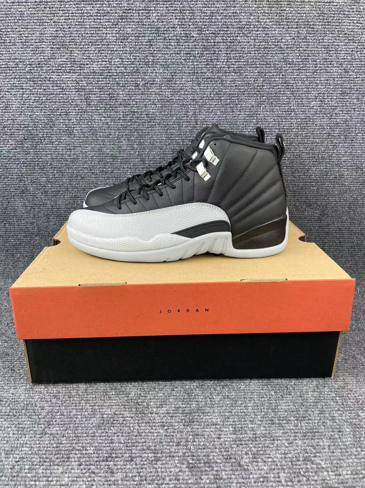 Air Jordan 12 (8 Colorways) foto 6