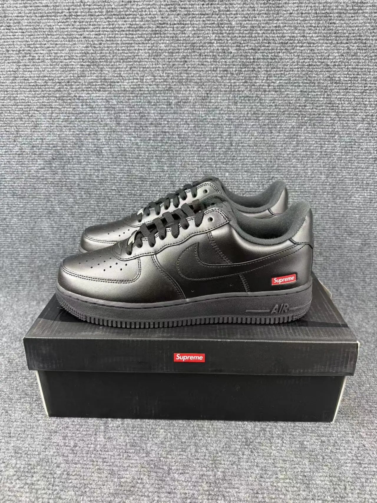 Black Red Logo 001