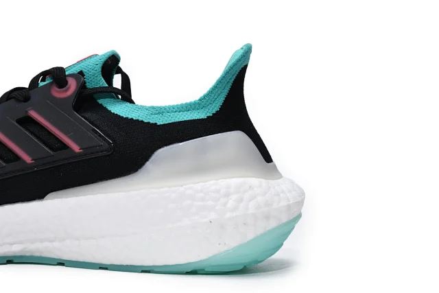 adidas Sneakers Ultraboost product detail image 31