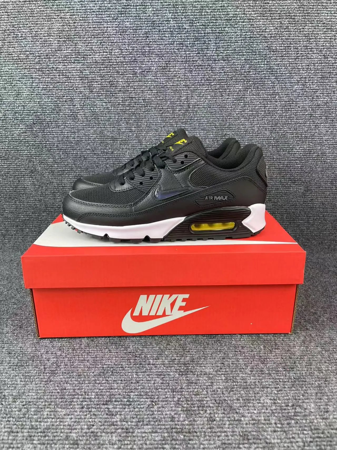Black yellow hook