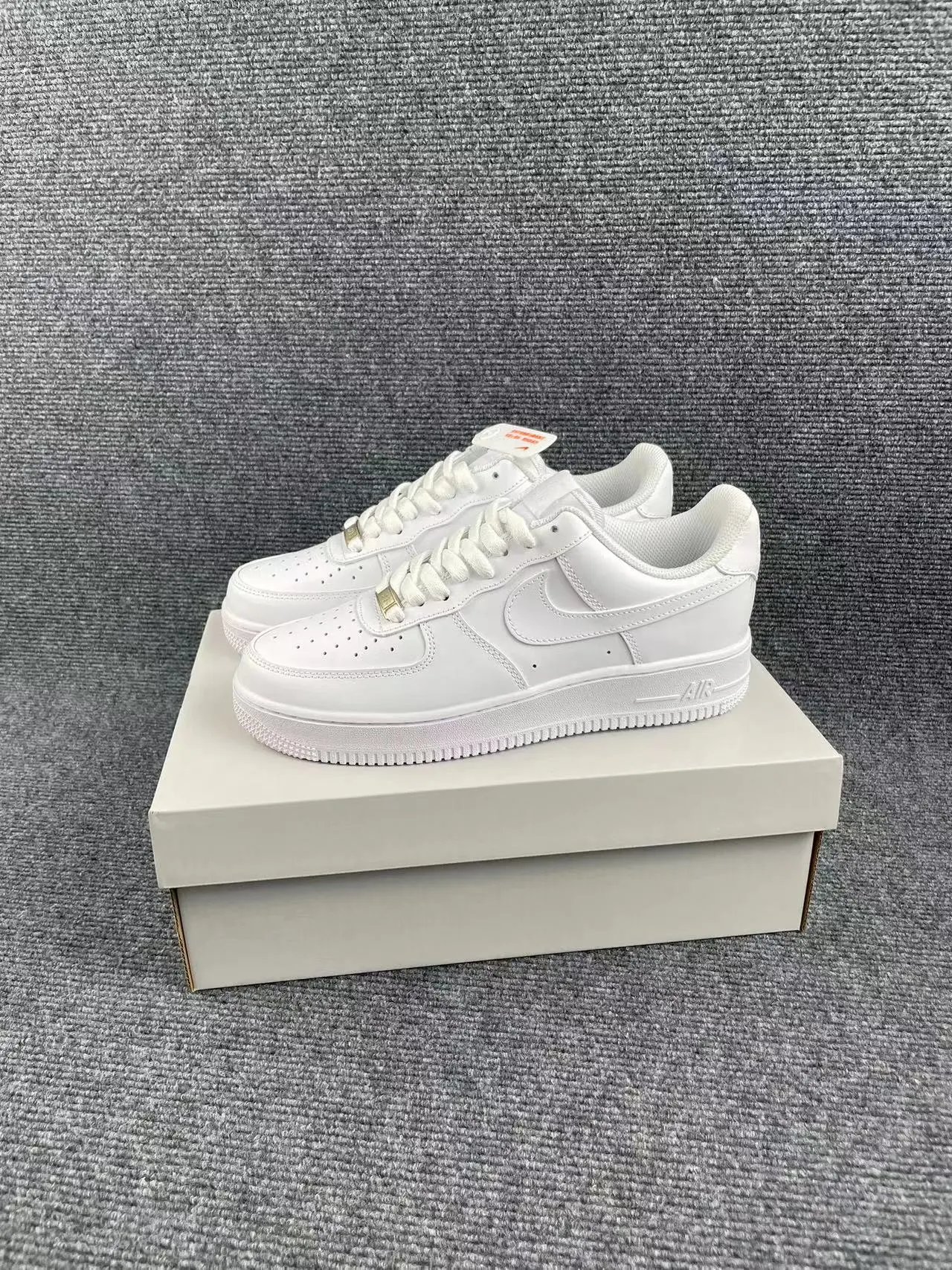 Nike Air Force 1 White