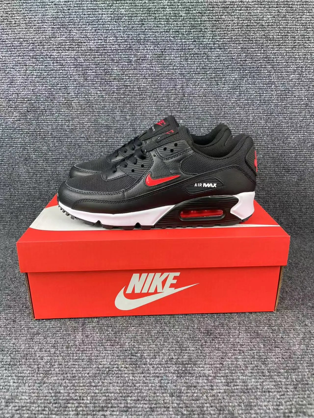 black red