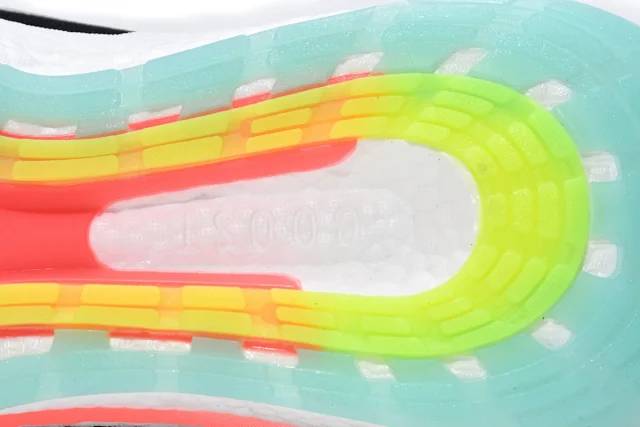 adidas Sneakers Ultraboost product detail image 39