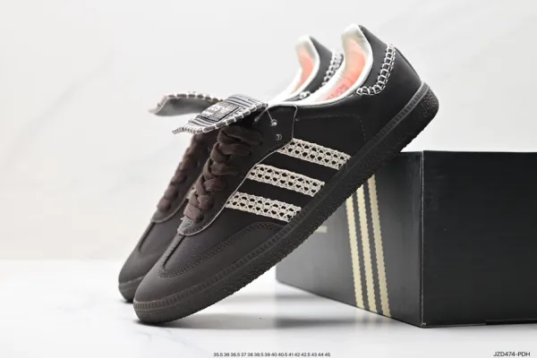 Adidas Originals Samba OG Black Lace-Up Sneakers - 1