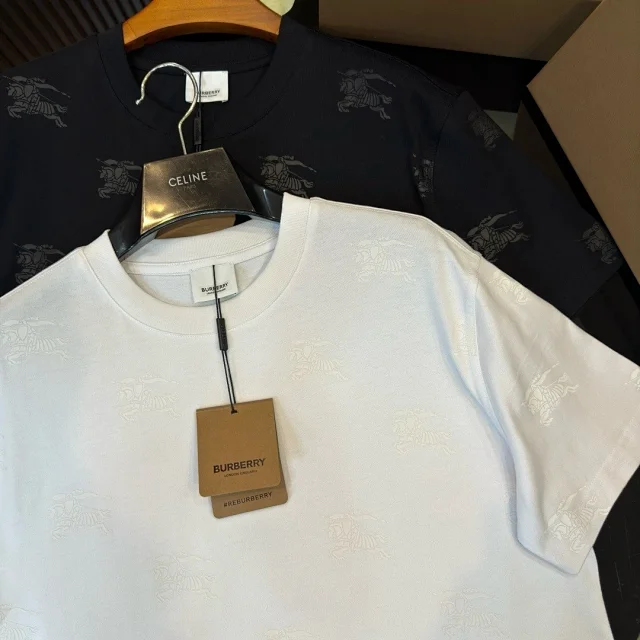 Burberry T-Shirts Short-sleeve crew-neck logo graphic product detail image 42