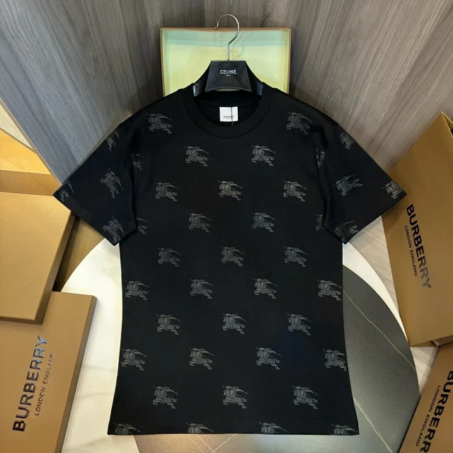 Burberry T-Shirts Short-sleeve crew-neck logo graphic product detail image 38