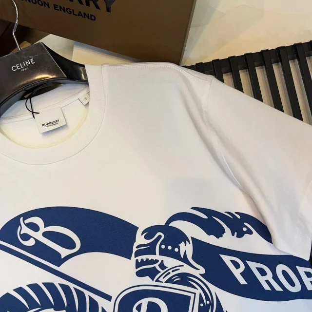 Burberry T-Shirts Short-sleeve crew-neck logo graphic product detail image 21