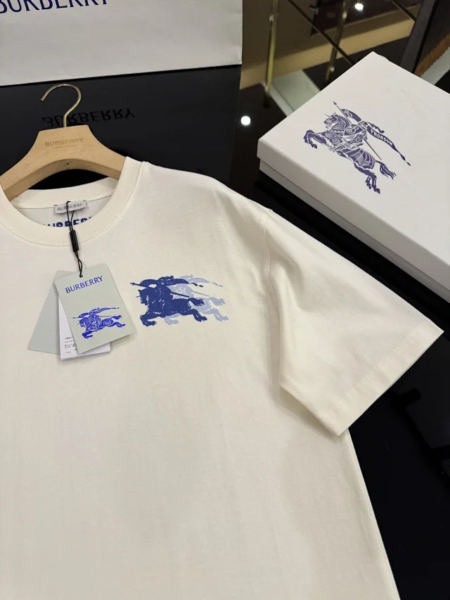 Burberry T-Shirts Short-sleeve crew-neck logo graphic product detail image 31