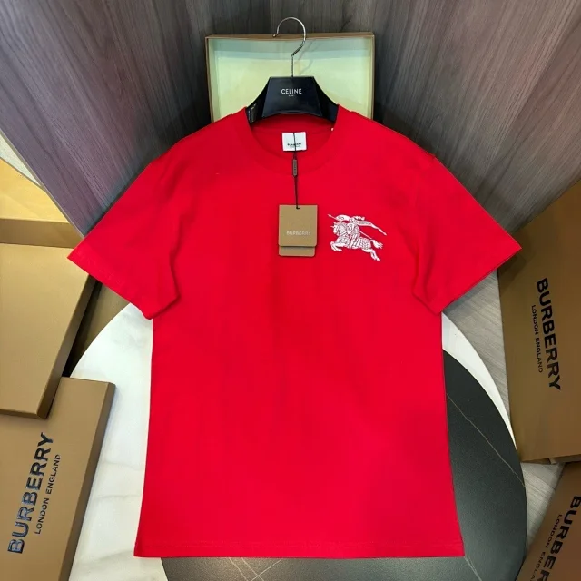 Burberry T-Shirts Short-sleeve crew-neck logo graphic product detail image 34