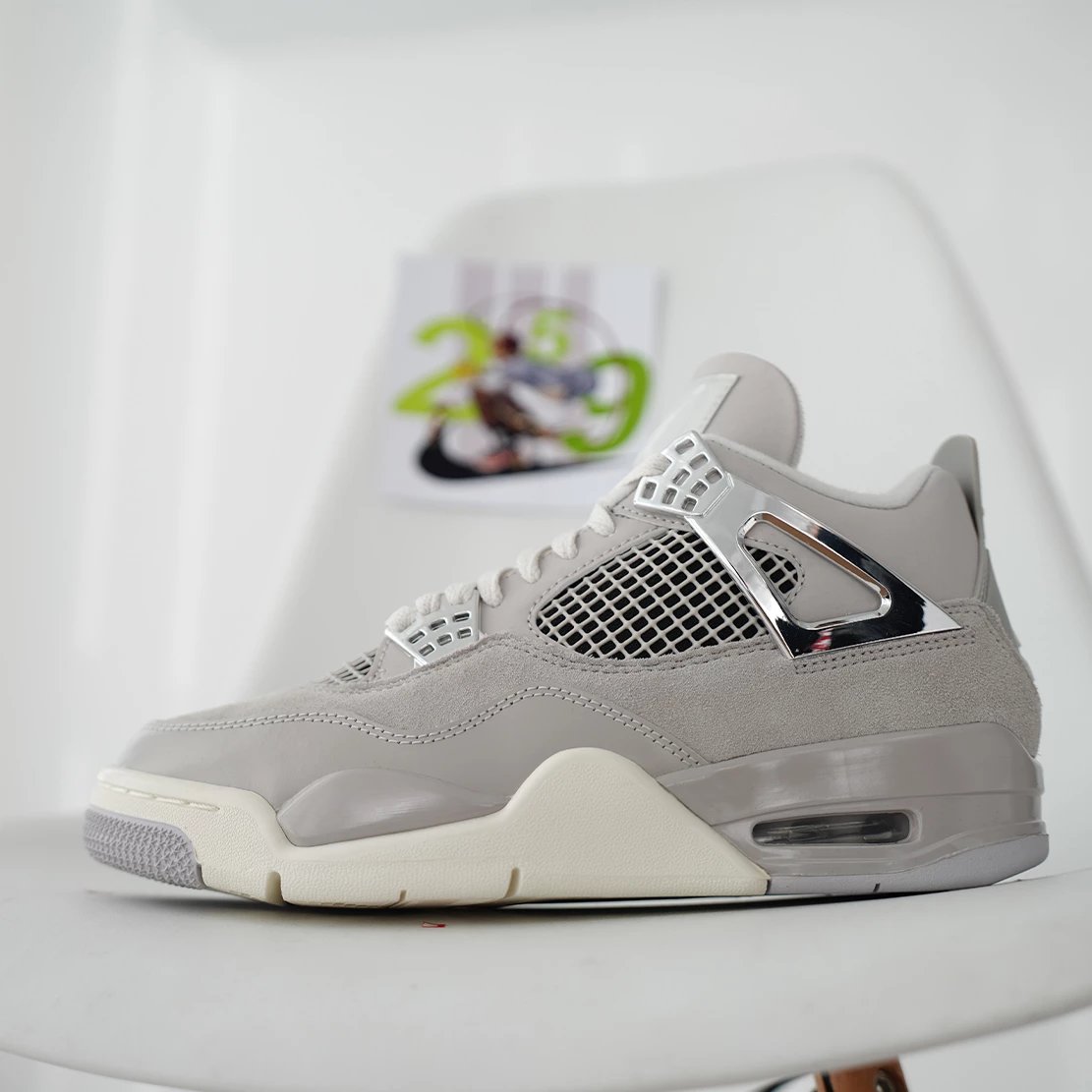 AJ4 Frozen Moments （R1 Batch）